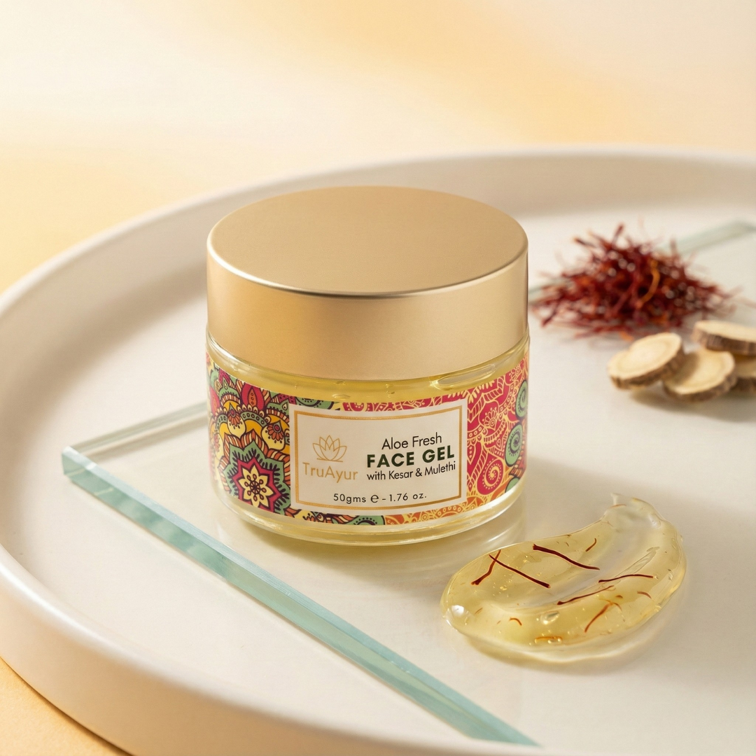 Aloe Fresh Gel viso con Kashmiri Kesar e Mulethi per una luminosità radiosa e un'idratazione profonda