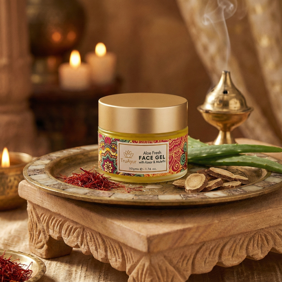 Aloe Fresh Gel viso con Kashmiri Kesar e Mulethi per una luminosità radiosa e un'idratazione profonda